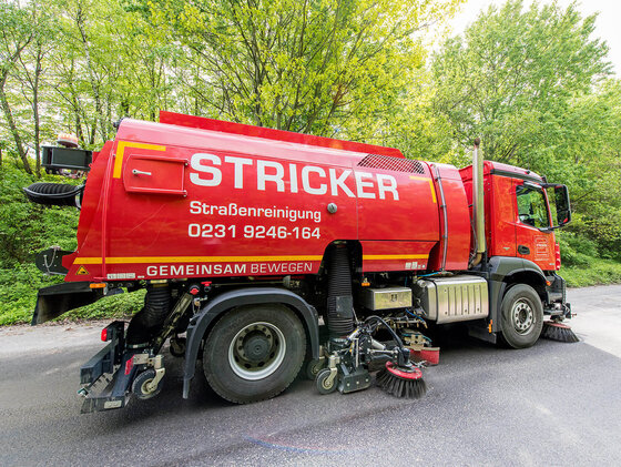 Stricker Gruppe Dienstleistung Stassenreinigung 