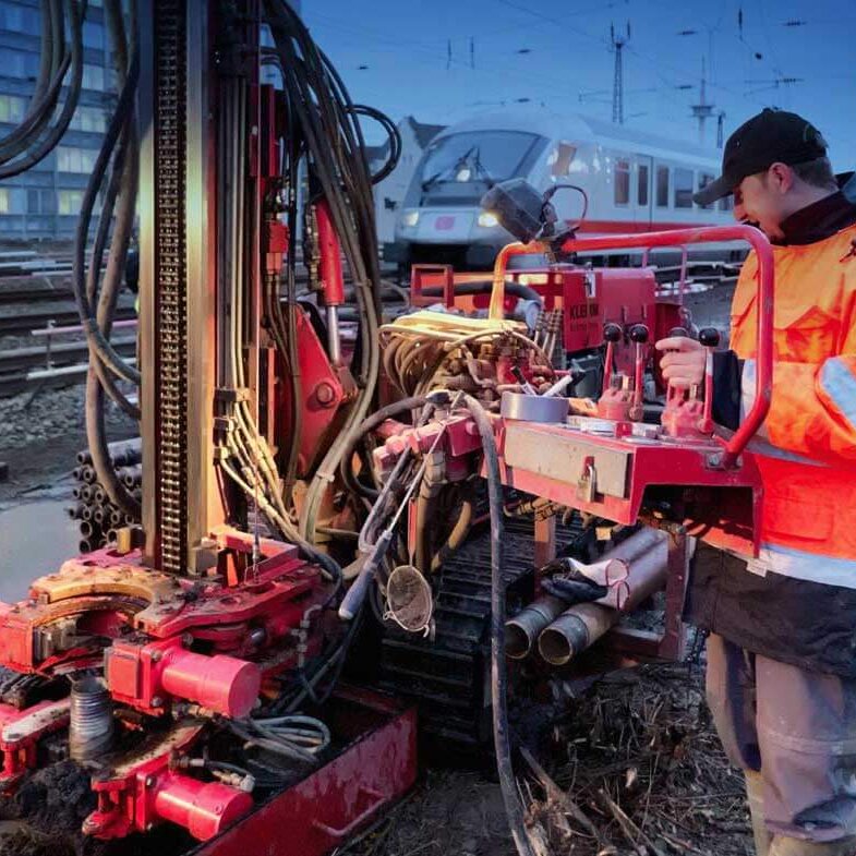 Ingenieur von Stricker koordiniert Abbrucharbeiten