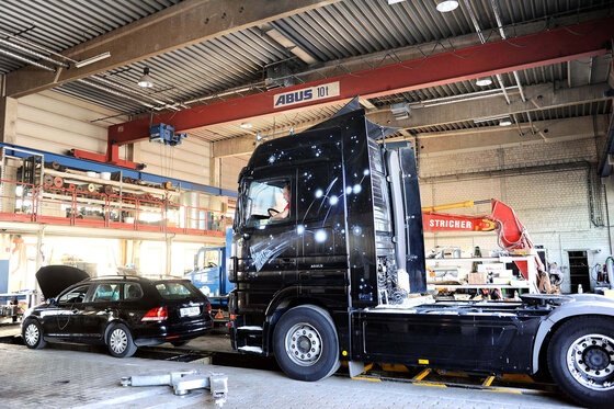 Stricker Gruppe Dienstleistung Fahrzeugservice 